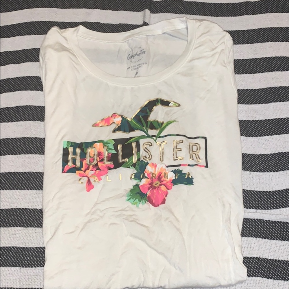 Hollister shirt